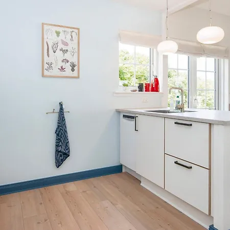 Apartment Cxxv *