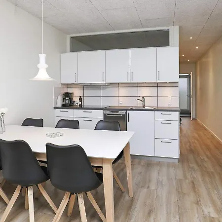 Apartment Cxxv *